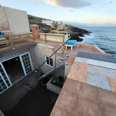 Сasa de vacaciones Casa Encima Del Mar, Parquing, 4 Patios, Idilico *